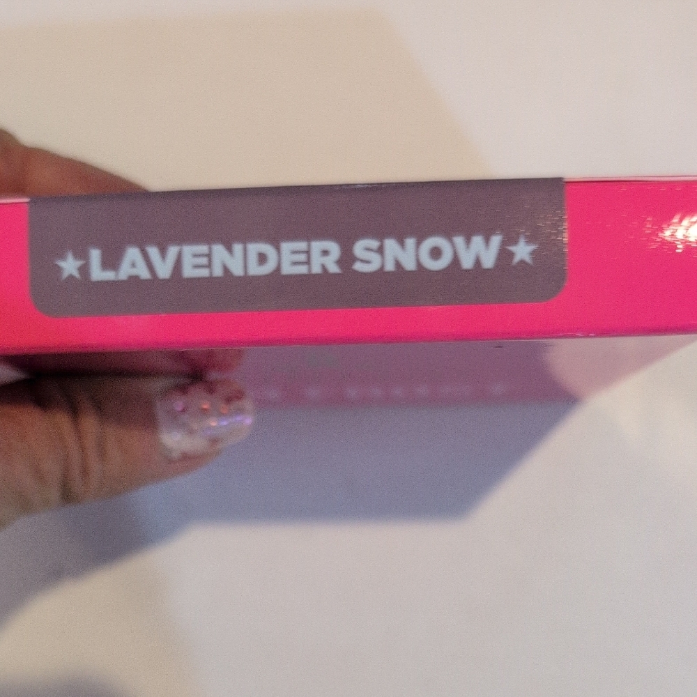 Jeffree Star Cosmetics Pink and Gold Packaging - Picture 3 of 8